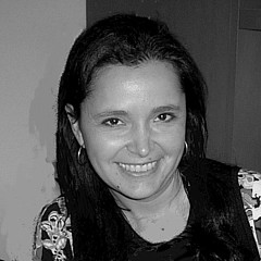Luz Angela Cruz